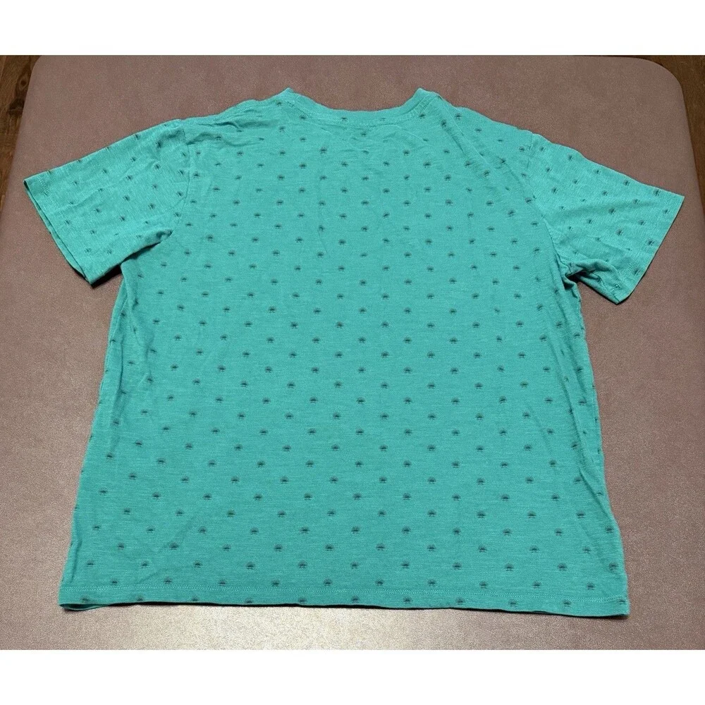 Levi's All-Over Print Classic T-Shirt Mens Large Standard Fit Green, One-Pocket